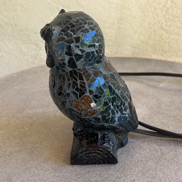 Amber Light Up Owl 🦉 Night Lite Glow a Pretty Amber Color - Picture 4 of 10